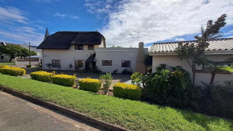 4 Bedroom Property for Sale in Albertinia Western Cape